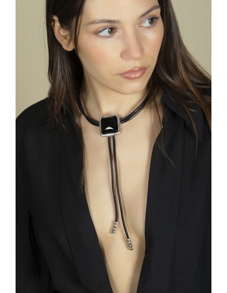 Collier Korbatero