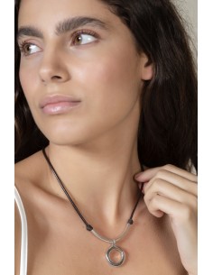 Collier Lara 2
