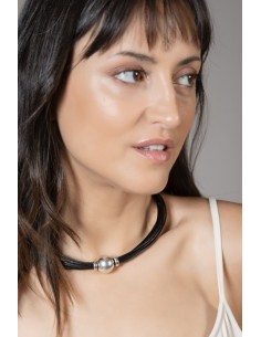 Collier Juno 2